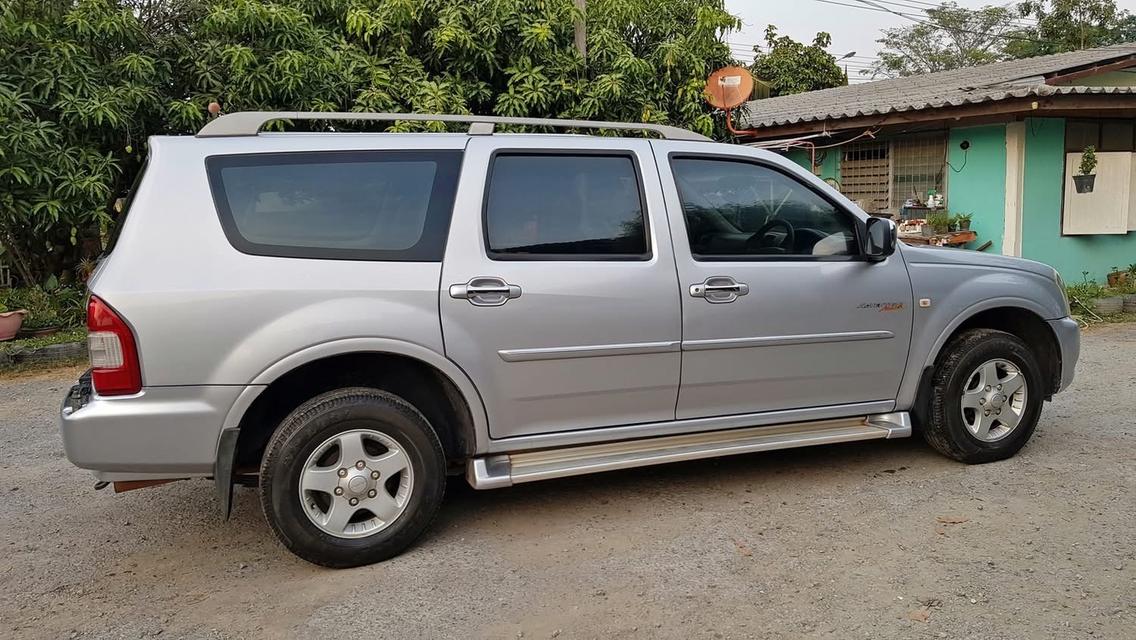 Isuzu Adventure Master ปี 2004 3