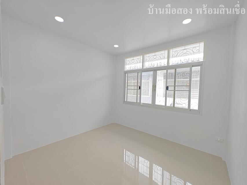 หมู่บ้านอยู่เจริญ 4 คลอง4 17