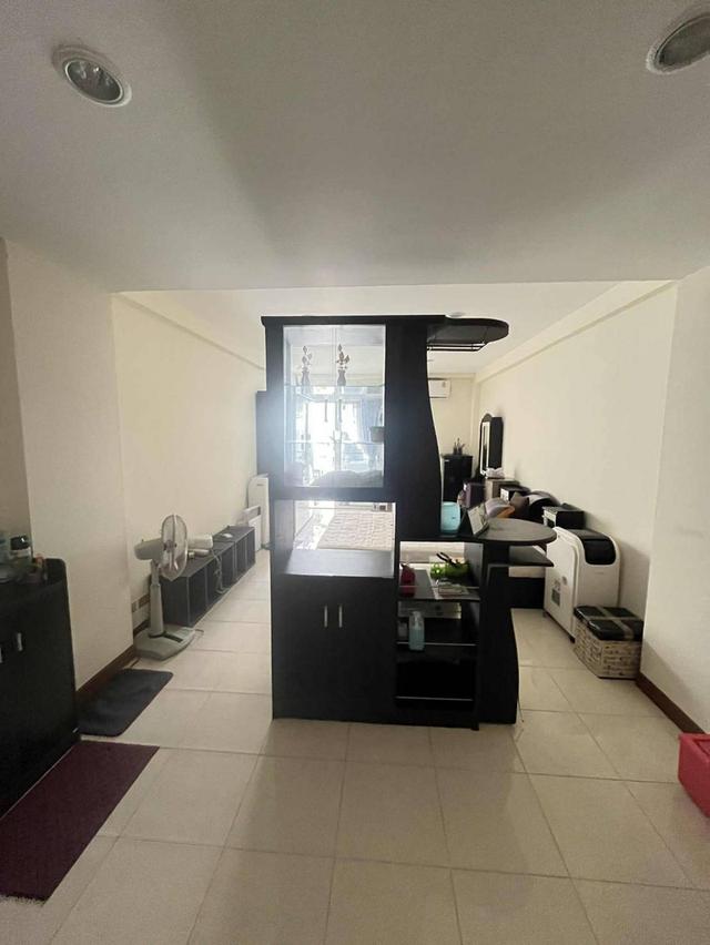 ด่วน ขายคอนโดลีฟวิ่ง เทพารักษ์ 3