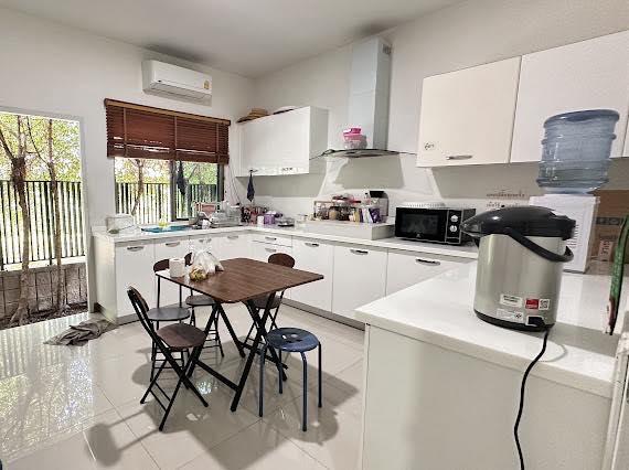 ขายอาคาร 2 ชั้น 120 ตรว. 500 ตรม. ทำเลทอง ติดถนนเลียบทางด่วนรามอินทรา ใกล้ Central Eastville เหมาะทำธุรกิจ **รับเงื่อนไข 6