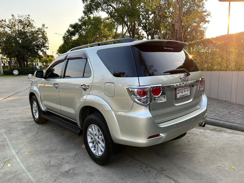 2013 FORTUNER Champ 2.5 G TOP AT รถบ้านดูแลดี จอแอนดรอย 3จอ รูปย่อยที่ 4