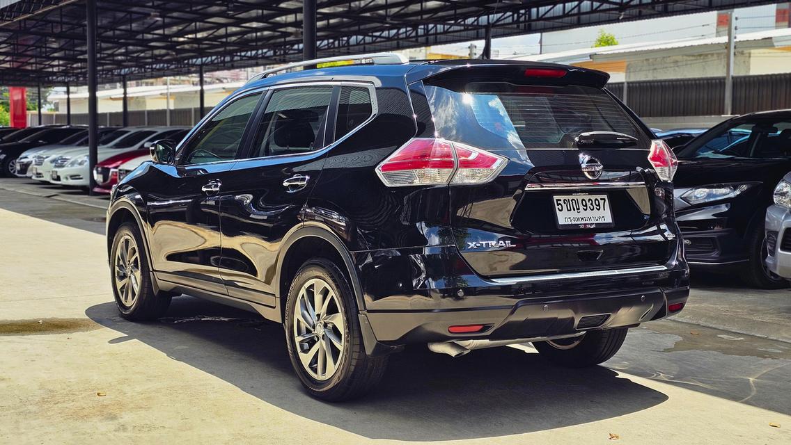 ขายรถ nissan X-Trail 2.5V 4WD ปี 2015 สีดำ เกียร์ออโต้ รูปที่ 7