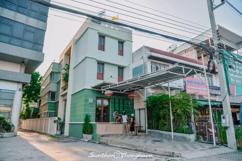 ขายตึกสวย home office ติดถนน  ใกล้เซ็นทรัลนครสวรรค์ 1