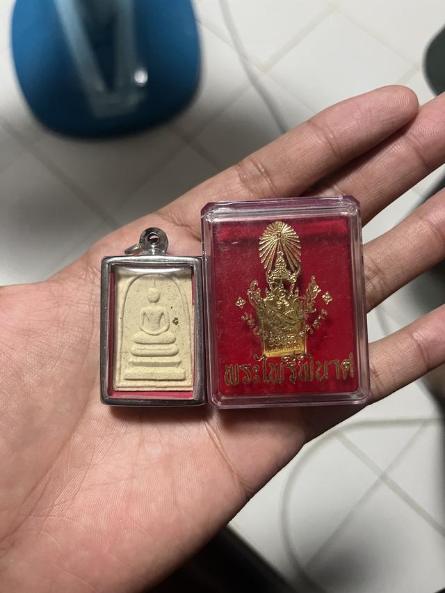พระเครื่อง 3