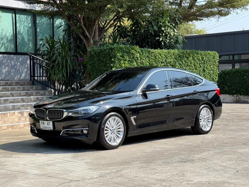 2020 BMW 320D GT MSPORT LCI รถมือเดียวออกป้ายแดง รถวิ่งน้อย เข้าศูนย์ตามระยะ รถไม่เคยมีอุบัติเหตุครับ รูปที่ 4