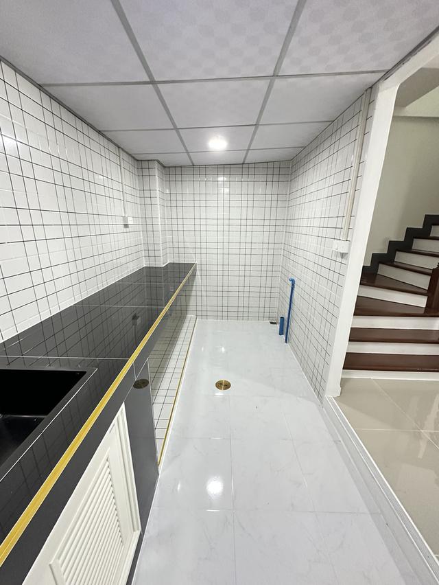 หมู่บ้านพูนสินธานี 1 เคหะร่มเกล้า ดีทั้งราคาดีทั้งทำเล มาเป็นเจ้าของบ้านได้เเล้ววันนี้ 7