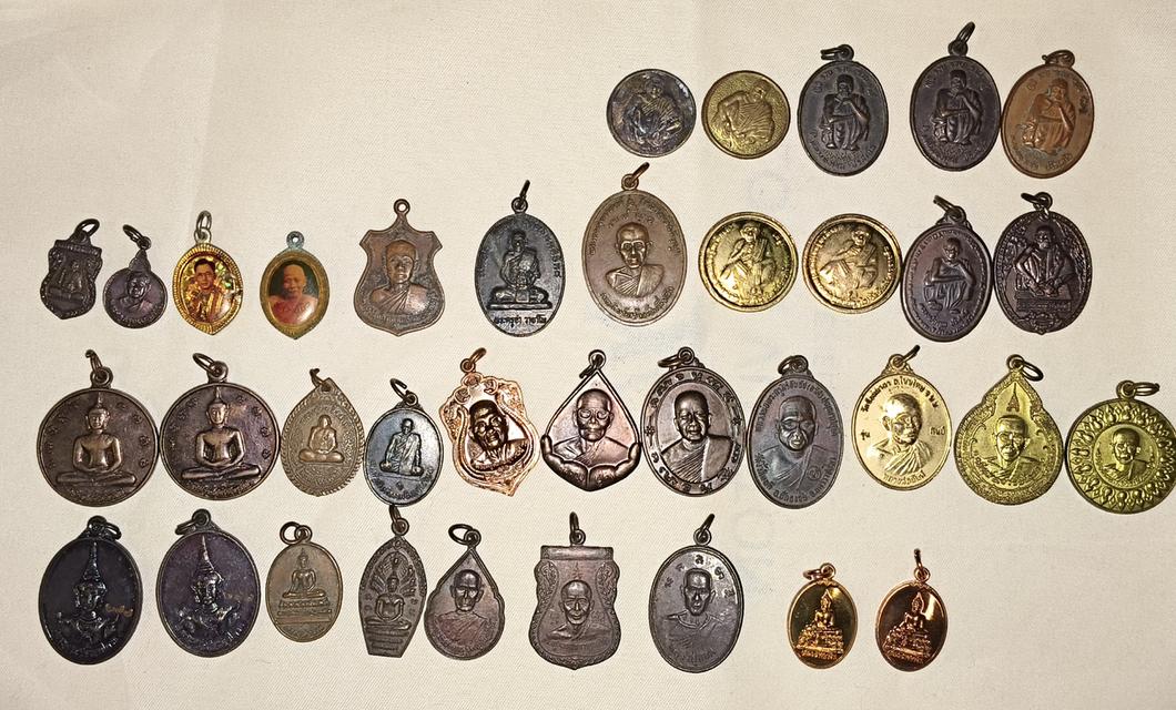 ปล่อยพระเครื่อง เหมายกเซ็ต