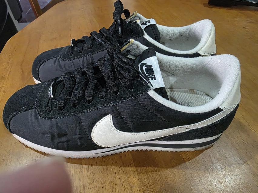 รองเท้า Nike สีดำ เบอร์10