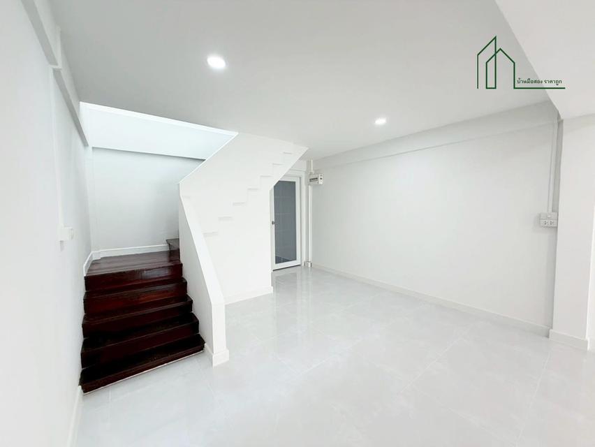 บ้านเดี่ยว 2 ชั้น หมู่บ้านอมรชัย3 ถนนบรมราชชนนี ศาลาธรรมสพน์ 8