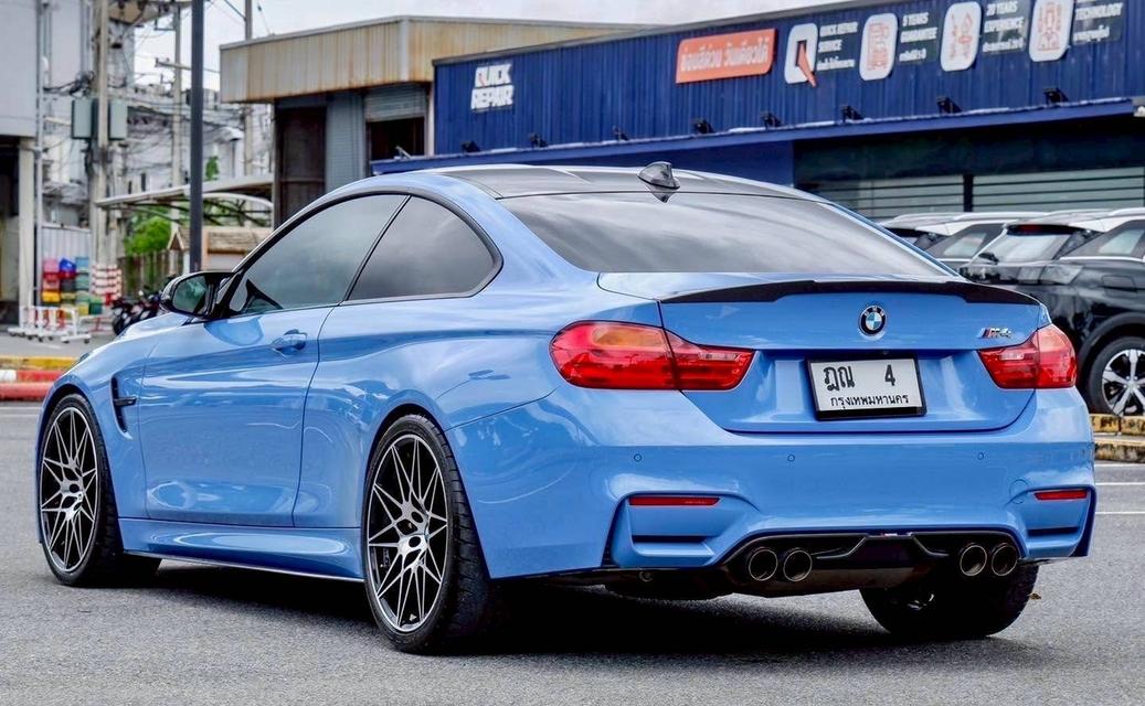 รหัสรถ PR4 BMW F82 M4 Coupe Yas Marina Blue ปี 2015 7