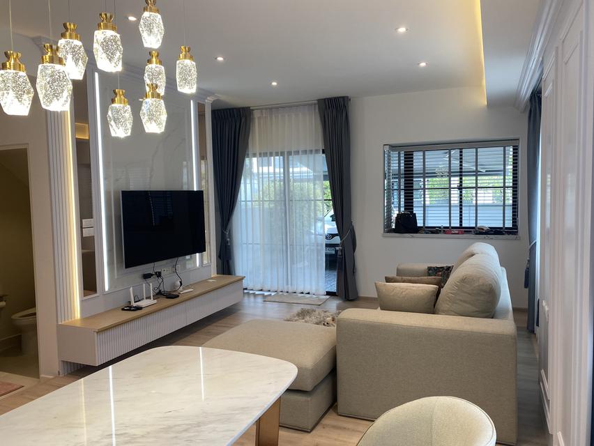 เช่าด่วน ทาวน์โฮม หมู่บ้าน Indy 5 กม. 7 พร้อมเฟอร์นิเจอร์  ราคา 52,000 บาท/เดือน 4