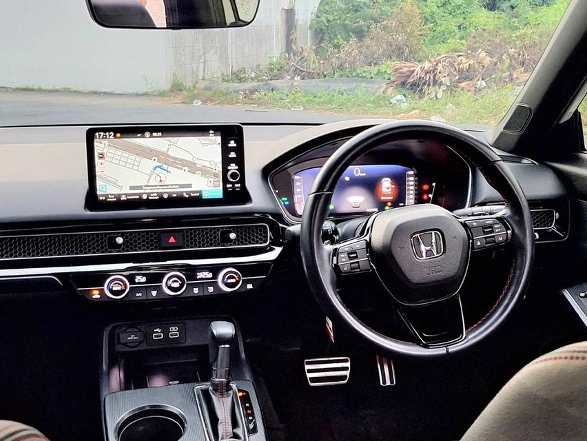 HONDA CIVIC FE Sedan 4dr e:HEV RS E-CVT FWD 2.0 Y23. 16
