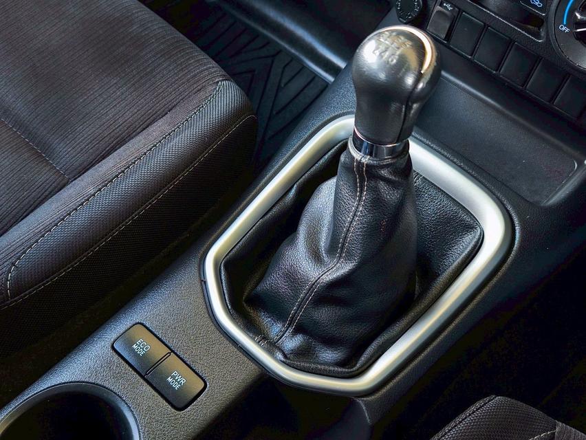 รหัสรถ CAT53 2018 Toyota Revo 2.4E Plus Prerunner 12