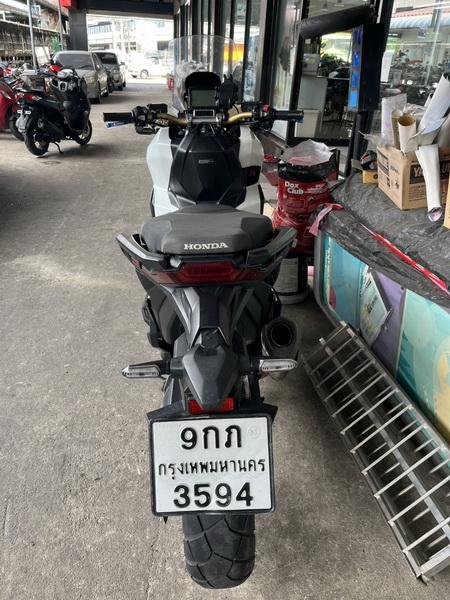 ขาย X-ADV หล่อๆ 220000 บาท
