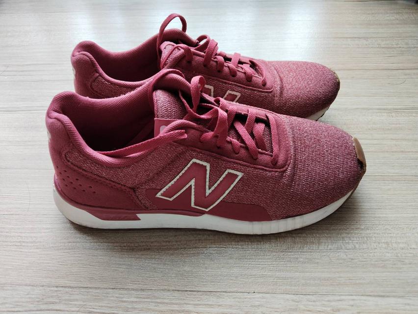 รองเท้า new balance ของแท้ สภาพดีพร้อมใช้ 2