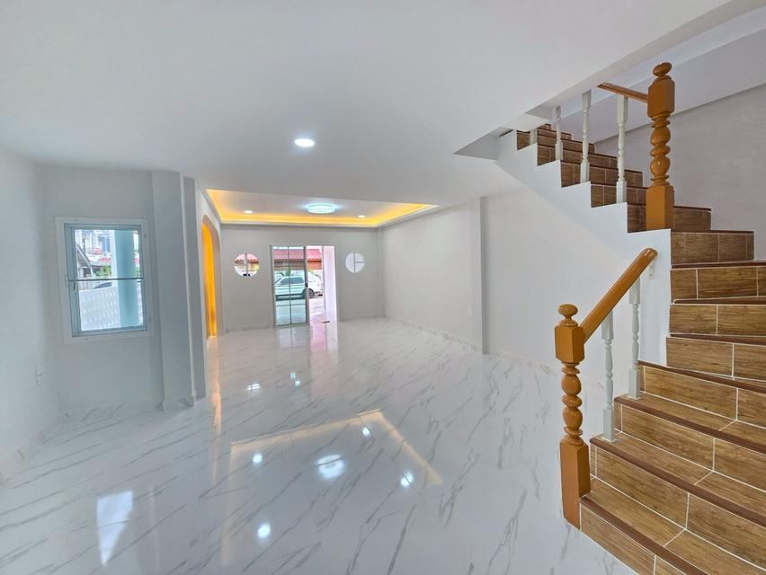 ขายทาวน์เฮาส์ หมู่บ้านแพรมาพร ซอย 19 (โทรสอบถามราคา) 5