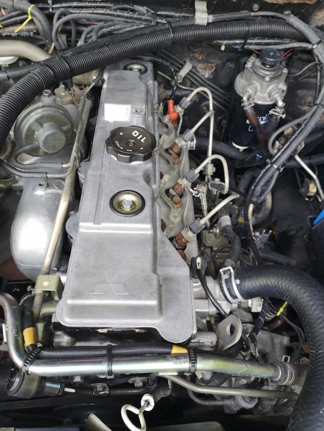 รถยนต์ มิตซูบิชิ สตราด้า แกรสดิส 2800 cc รูปที่ 3