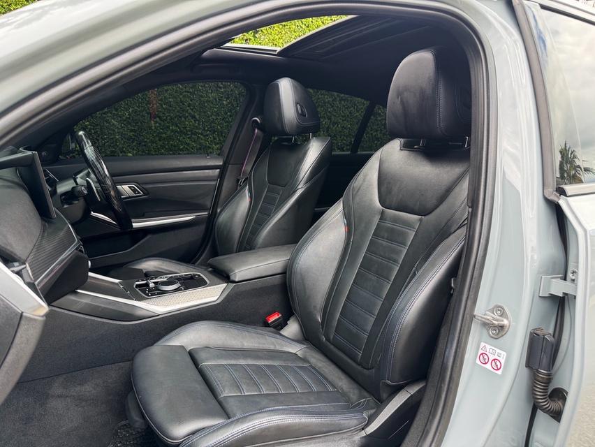 รหัสรถ AVA4664 🆙 BMW 330e M Sport LCI โฉมใหม่ ปี 2023 ตัว Top 11