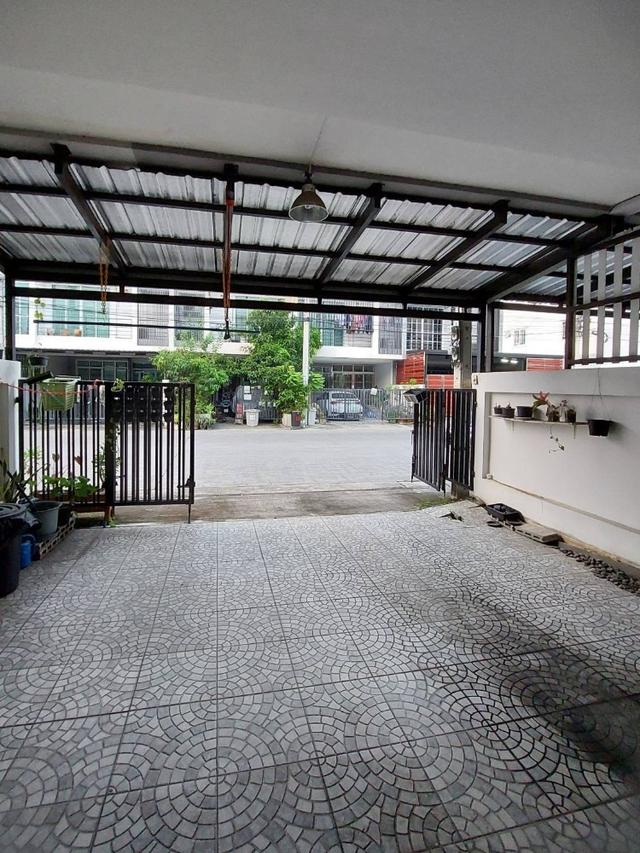 ขายทาวน์เฮ้าส์ 2 ชั้น มิราเคิลพลัส โครงการ1 เพชรเกษม63 ซอยวัดม่วง ใกล้มินิบิ๊กซี โลตัส เซเว่น 12