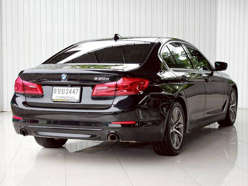 ขาย BMW 530e Elite ปี20 6