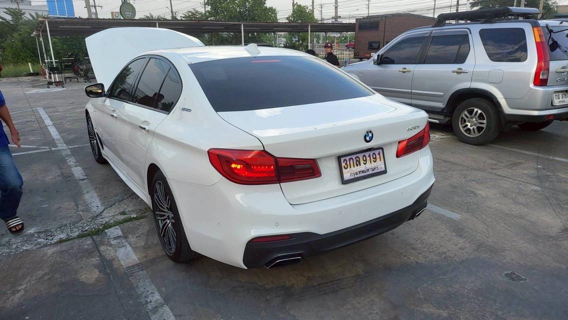 รหัสรถ 67GG9191 🔥 #BMW #530e M Sport (G30) ปี 2018 🔥 มือเดียวป้ายแดง ไมล์น้อย ออฟชั่นเต็ม รูปย่อยที่ 4