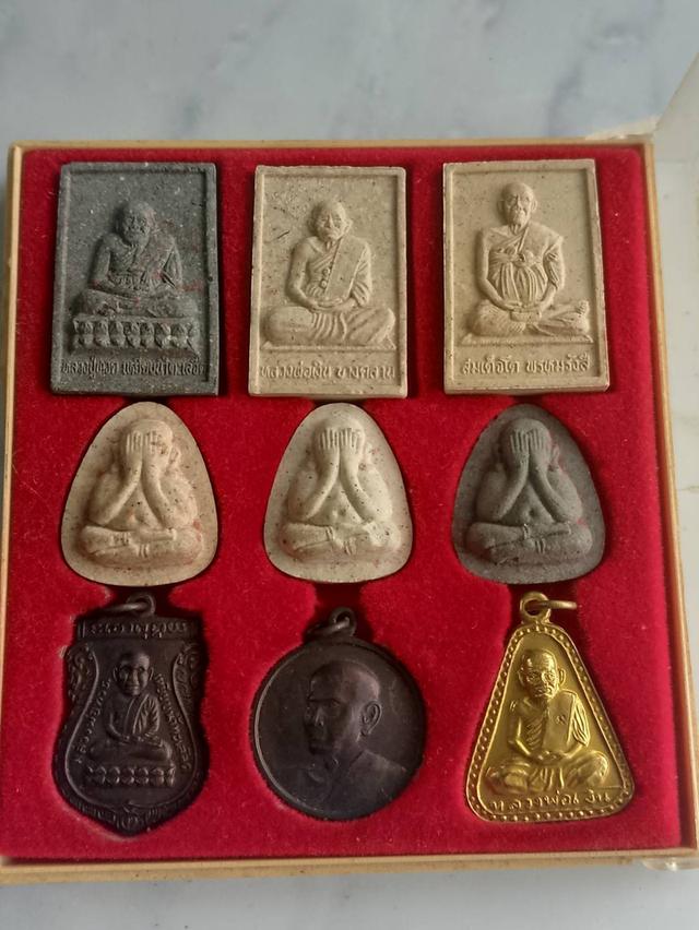 พระเครื่อง