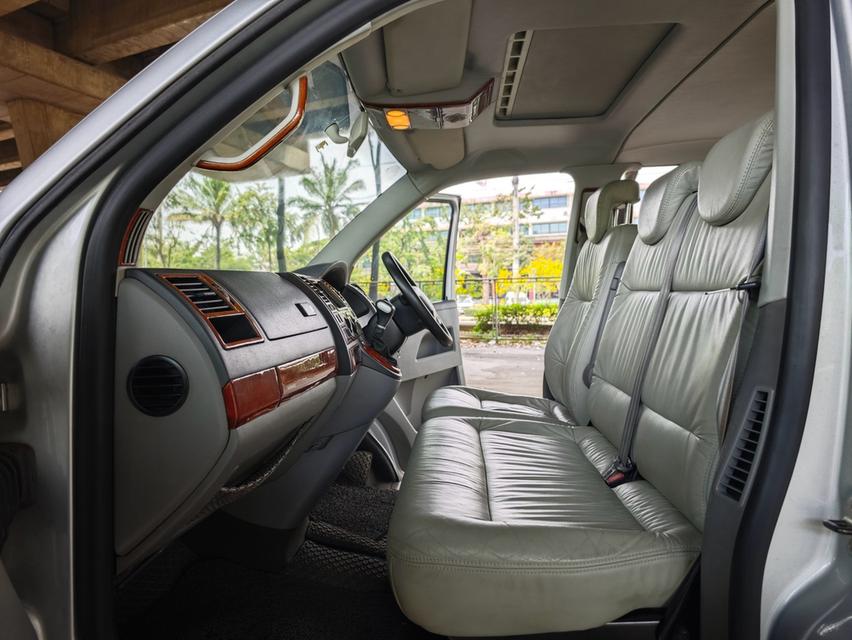 Volkswagen Caravelle 3.2 V6 T5 AT ปี 2006 รถมือสอง ขายถูก 15