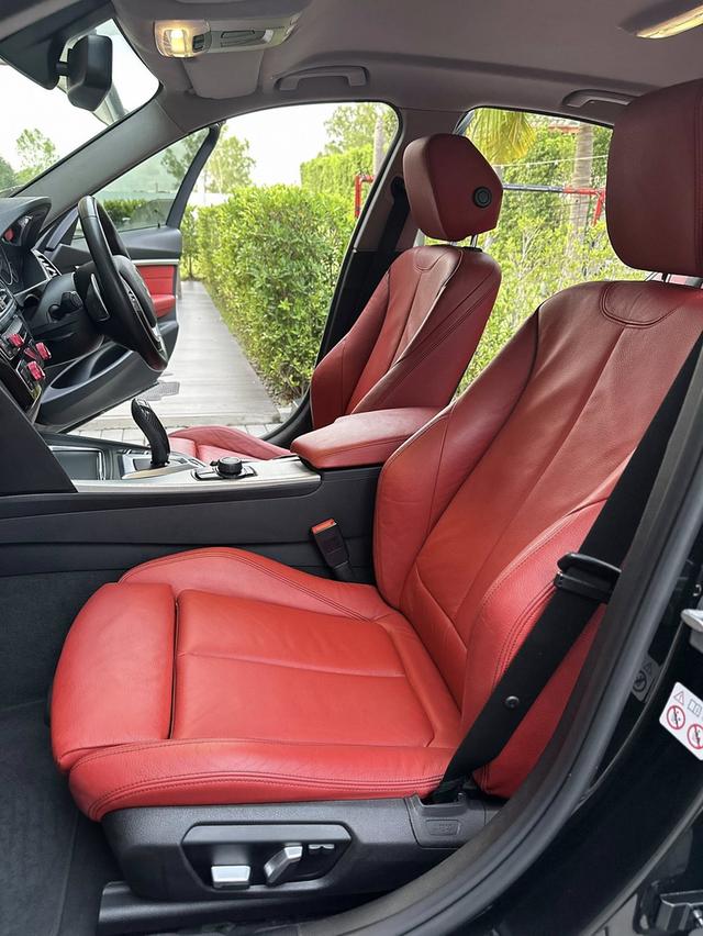 BMW F30 LCI 330e Plug in Hybrid ปี 2018  10