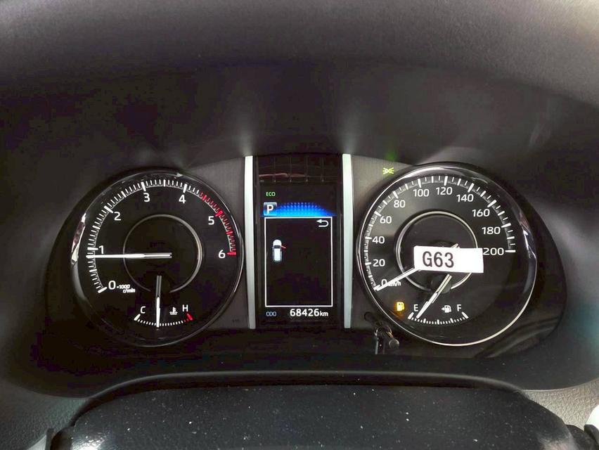 TOYOTA FORTUNER 2.8 LEGENDER BLACK TOP 4WD ปี 2021 สีขาว ดำ โฉม ปี15-ปัจจุบัน รูปที่ 12