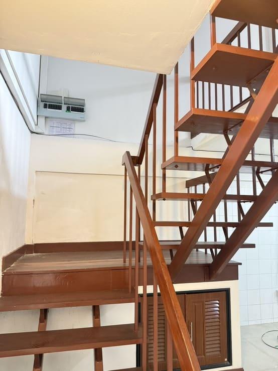 ขายและให้เช่า บ้าน ที่ลาดพร้าว 113 ตรงข้ามเดอะมอลล์บางกะปิ 4