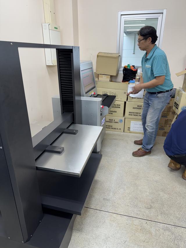 ขายเครื่อง Box Compression Tester รุ่น GT-N02B เครื่องทดสอบแรงกดกล่อง (Computer Control) รูปย่อยที่ 4