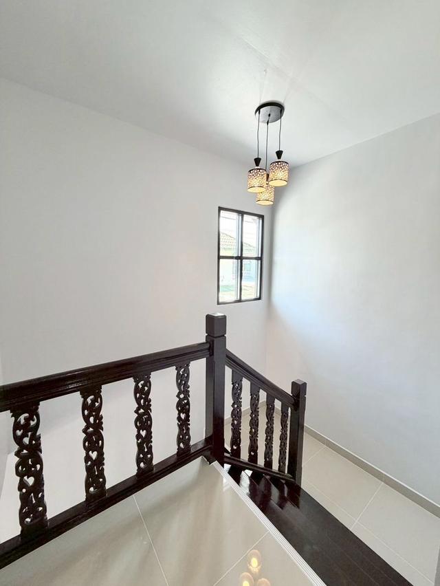 หมู่บ้านพฤกษา14A วัดลาดปลาดุก บ้านแฝด 2 ชั้น หลังมุมติดสวนสาธารณะ ตกแต่งใหม่พร้อมอยู่ เหมาะสำหรับครอบครัวใหญ่ และผู้ที่ต้องการพื้นที่ใช้สอยเยอะ 14