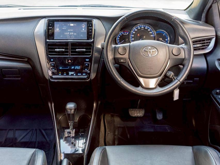 Toyota yaris 1.2 Sport ปี 2020 ♨️ ประกันเครื่องเกียร์หลังการขาย3ปี ♨️ รูปที่ 13