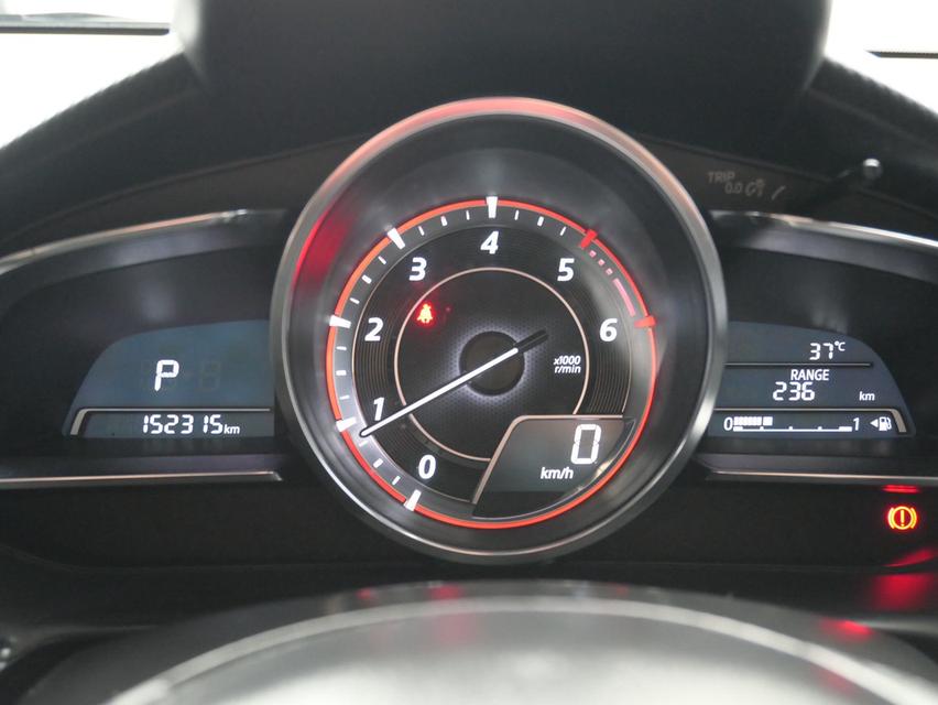 Mazda2 XD High Plus ปี2015 Book serviceครบ  14