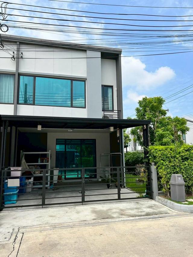 ให้เช่าทาวน์เฮ้าส์ หมู่บ้านพลีโน่ บางนา-วงแหวน บ้านหลังมุม พื้นที่เยอะ (พร้อมอยู่ 15 ต.ค.68) (N.1836)