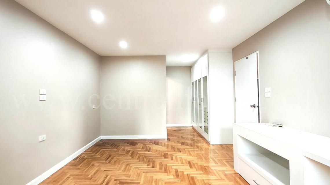 คอนโด ท๊อป วิว ทาวเวอร์ สุขุมวิท 59 ใกล้ BTS ทองหล่อ 5