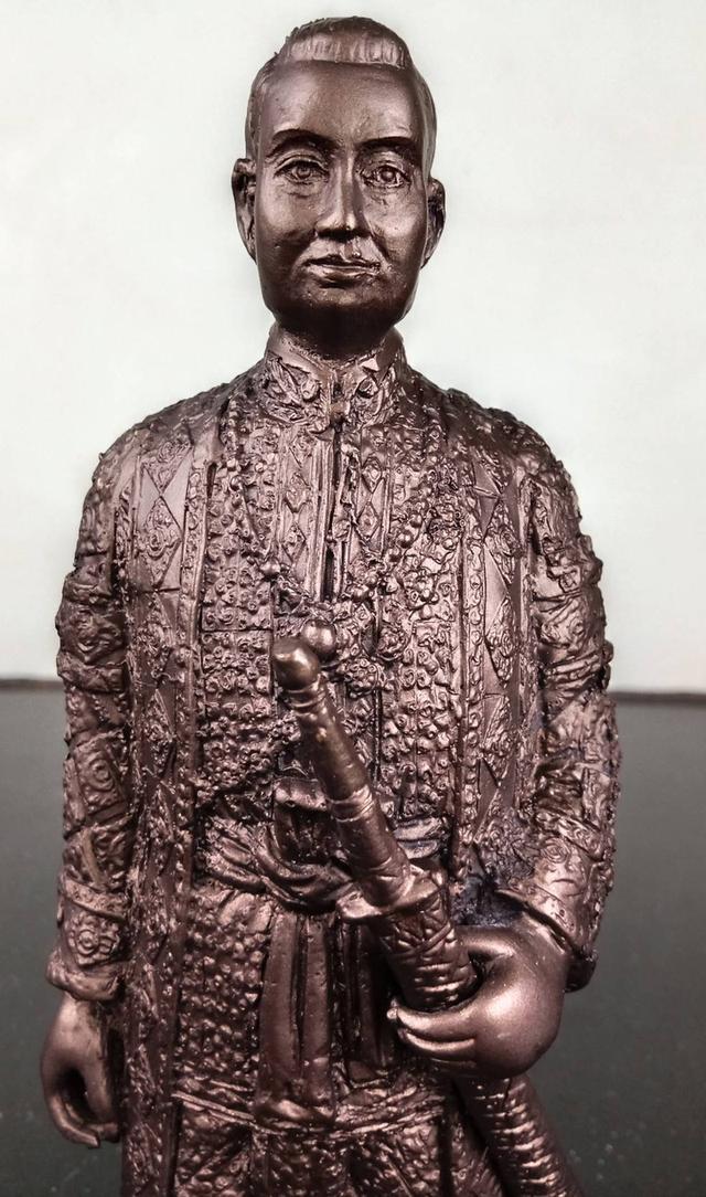 694.พระบรมรูปหล่อในหลวงรัชกาลที่ 3 พระบาทสมเด็จพระปรมาธิวรเสรฐมหาเจษฎาบดินทรฯ พระนั่งเกล้าเจ้าอยู่หัว รูปที่ 3