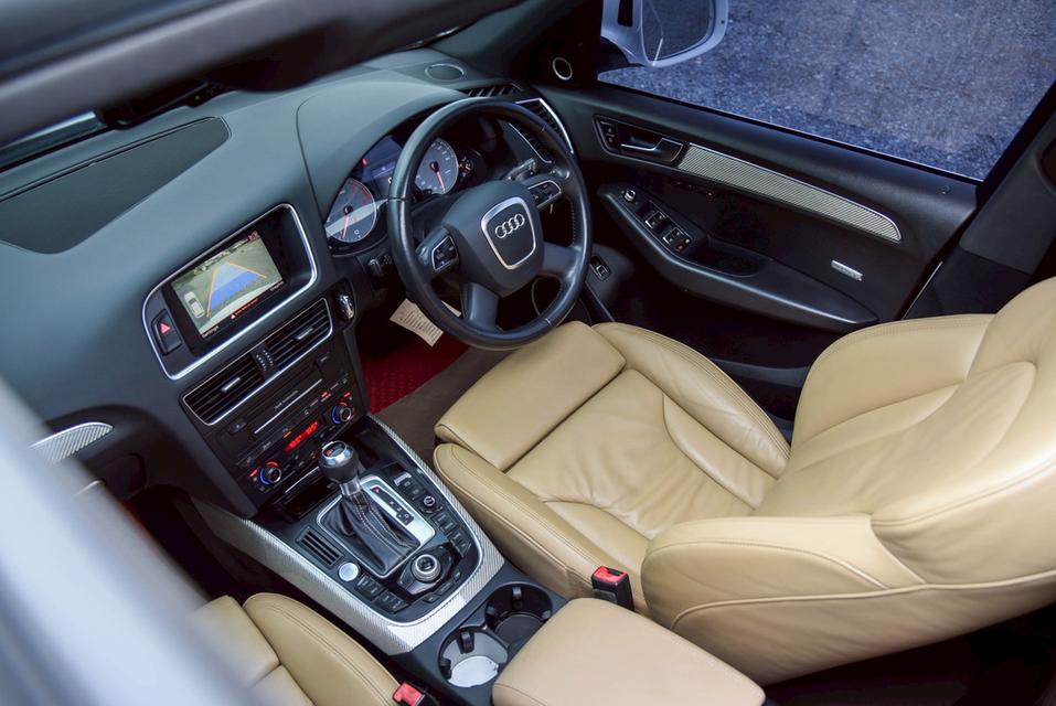 รหัสรถ CBL7567 Audi Q5 2.0 TDI DPF Quattro AT 2011 14