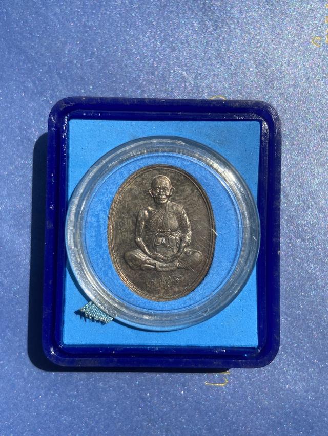 หลวงพ่อคูณ ปริสุทฺโธ รุ่นมุทิตาจิต ปี 2537 รูปที่ 2