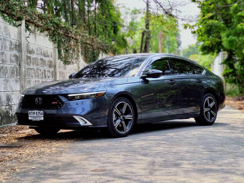 Honda Accord 2.0 eHEV RS ปี 2024 ไมล์ 13,xxx km.