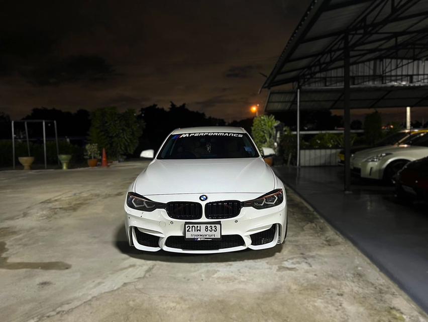 Bmw F30 320d ดีเซล Luxury ปี2013  ขับหล่อๆอย่างเดียวพอ โคตรประหยัดน้ำมัน 3