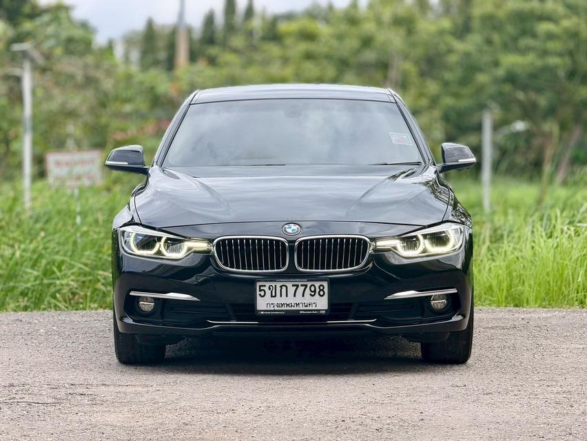 🔥#BMW F30 LCI 320D ICONIC ปี2017เครื่องยนต์ดีเซล 2.0 TwinTurbo เกียร์ZF 8Speed เลขไมล์ 160,xxx กม. รถบ้านแท้ เจ้าของ 1 มือ🤗เพียง 599,000(จัดไฟแนนซ์ รูปย่อยที่ 4
