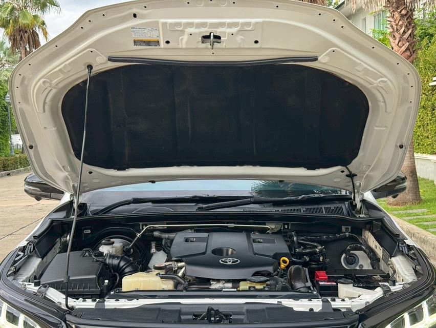 Toyota Fortuner Legender 2.4 ดีเซล รุ่นทอป ปี 2021 หลังคาดำ ออฟชั่นเต็ม ใช้งาน 3 หมื่นโล เจ้าของเดียว รูปที่ 20