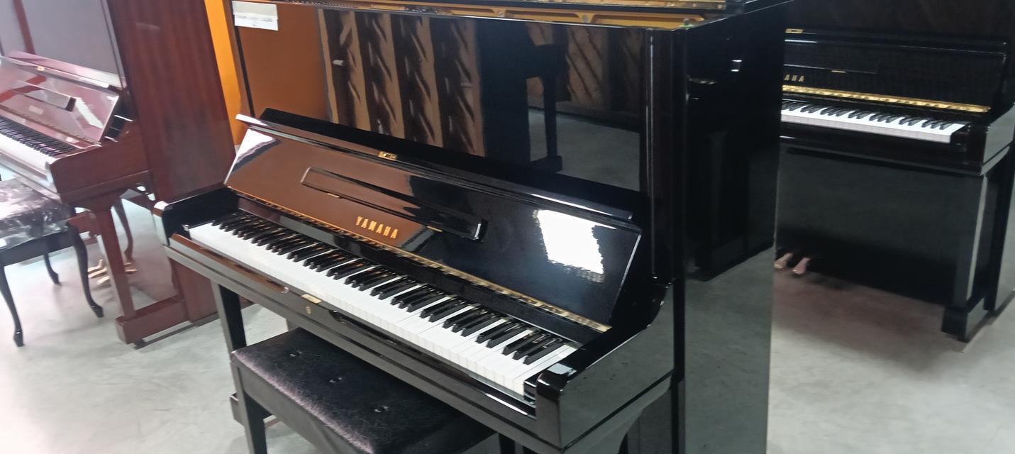 เปียโนมือสอง Yamaha U1H