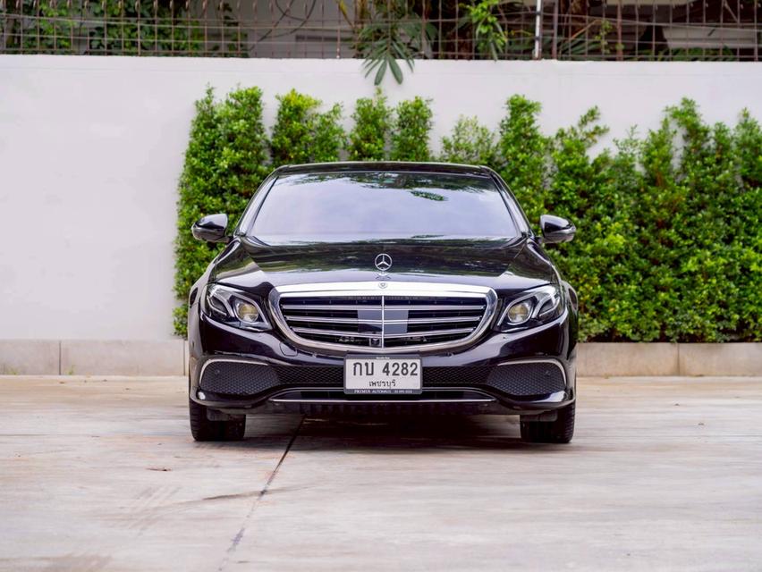 Mercedes Benz E300e Exclusive ปีจด 2020