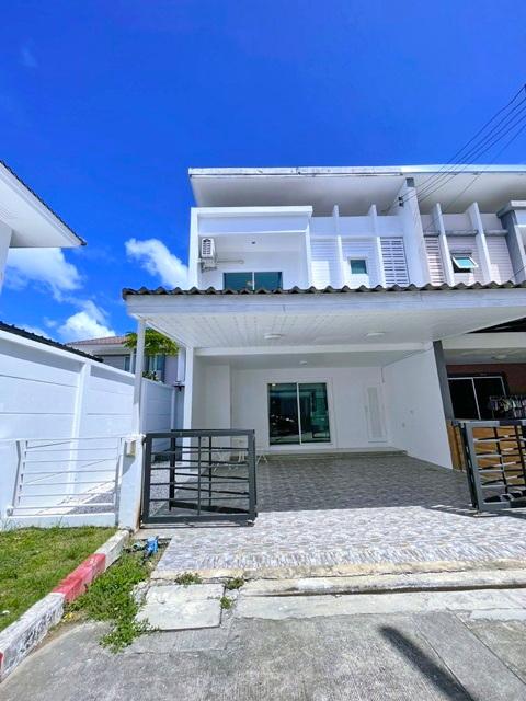 รร.นานาชาติ บริติช 600 ม.ให้เช่าทาวน์โฮม 2 ชั้น 30ตร.วา. 235ตร.ม. ตลาดนัดเกาะแก้ว 500 ม. ภูเก็ต IKEA 1.68กม. 1