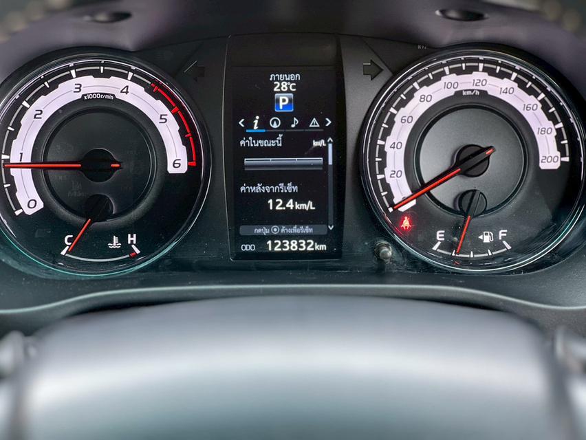 ปี 2019 TOYOTA HILUX REVO, 2.4 PRERUNNER  DOUBLE CAB มือเดียว 10