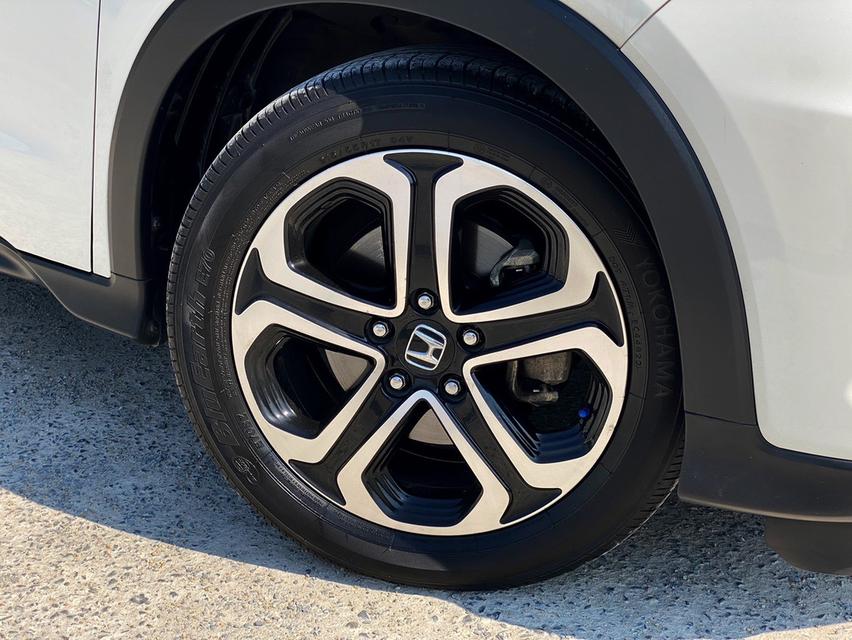 Honda HRV 1.8E (Minor Change) 8