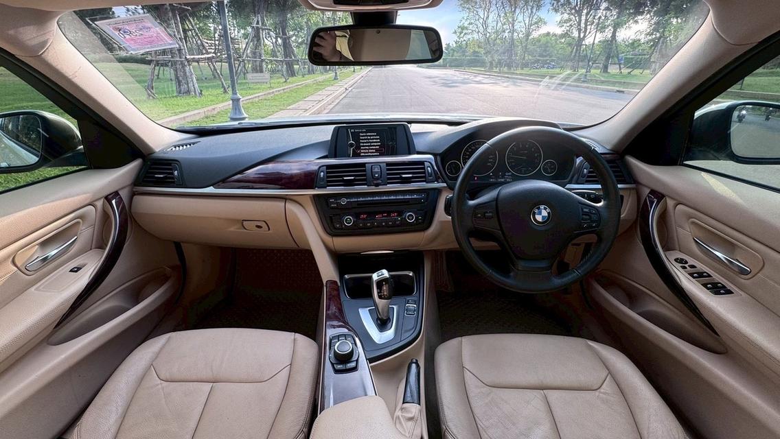 รหัสรถ TPV2742 🎊 BMW 320i ปี 2014 🎊 รูปที่ 10