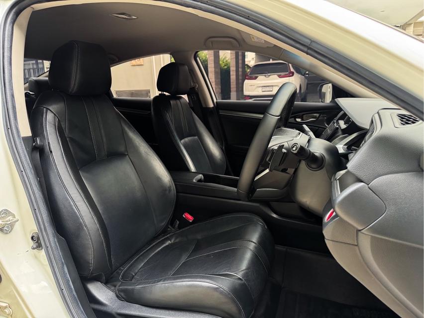 รหัสรถ AVA4561 🏆 HONDA CIVIC FC 1.5 Turbo RS ปี 2018 ตัว To 12